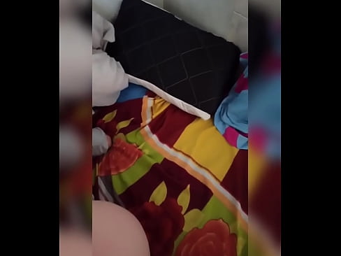 ❤️ Моя сусідка по кімнаті залишається вдома одна, тому що її чоловік їде у відпустку, а я користуюся можливістю трахнути її і наповнювати її дупу молоком ❤️ Порно-відео у нас ❌️❤